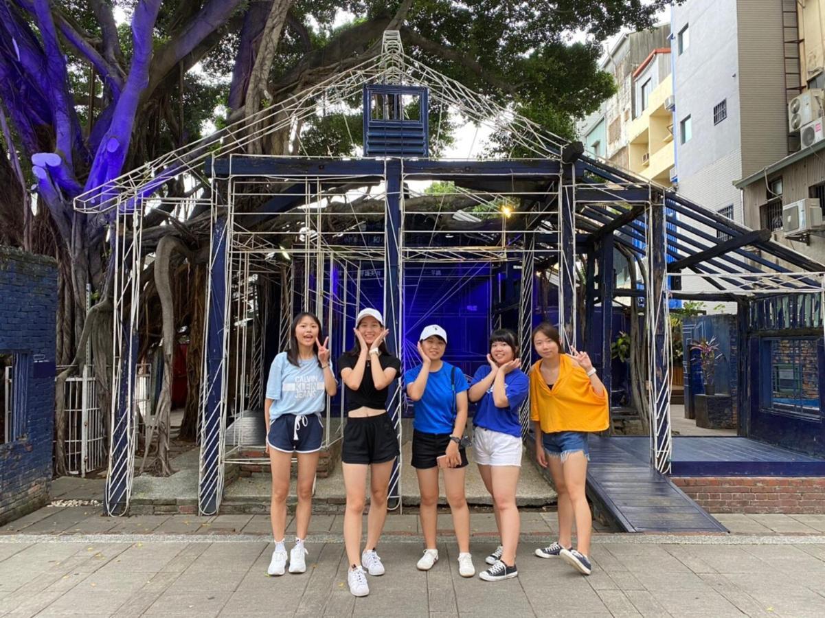 Mydeer Backpacker Hostel Tainan Exterior foto