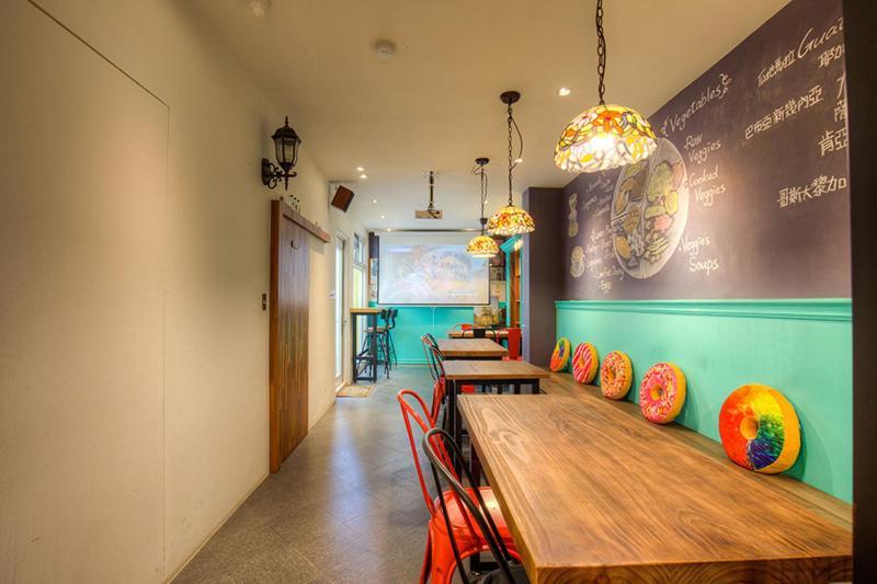 Mydeer Backpacker Hostel Tainan Exterior foto
