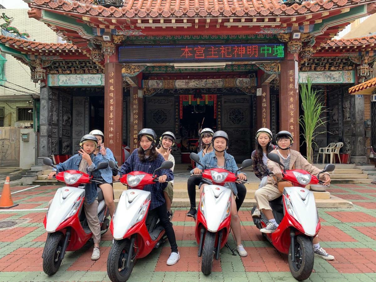Mydeer Backpacker Hostel Tainan Exterior foto
