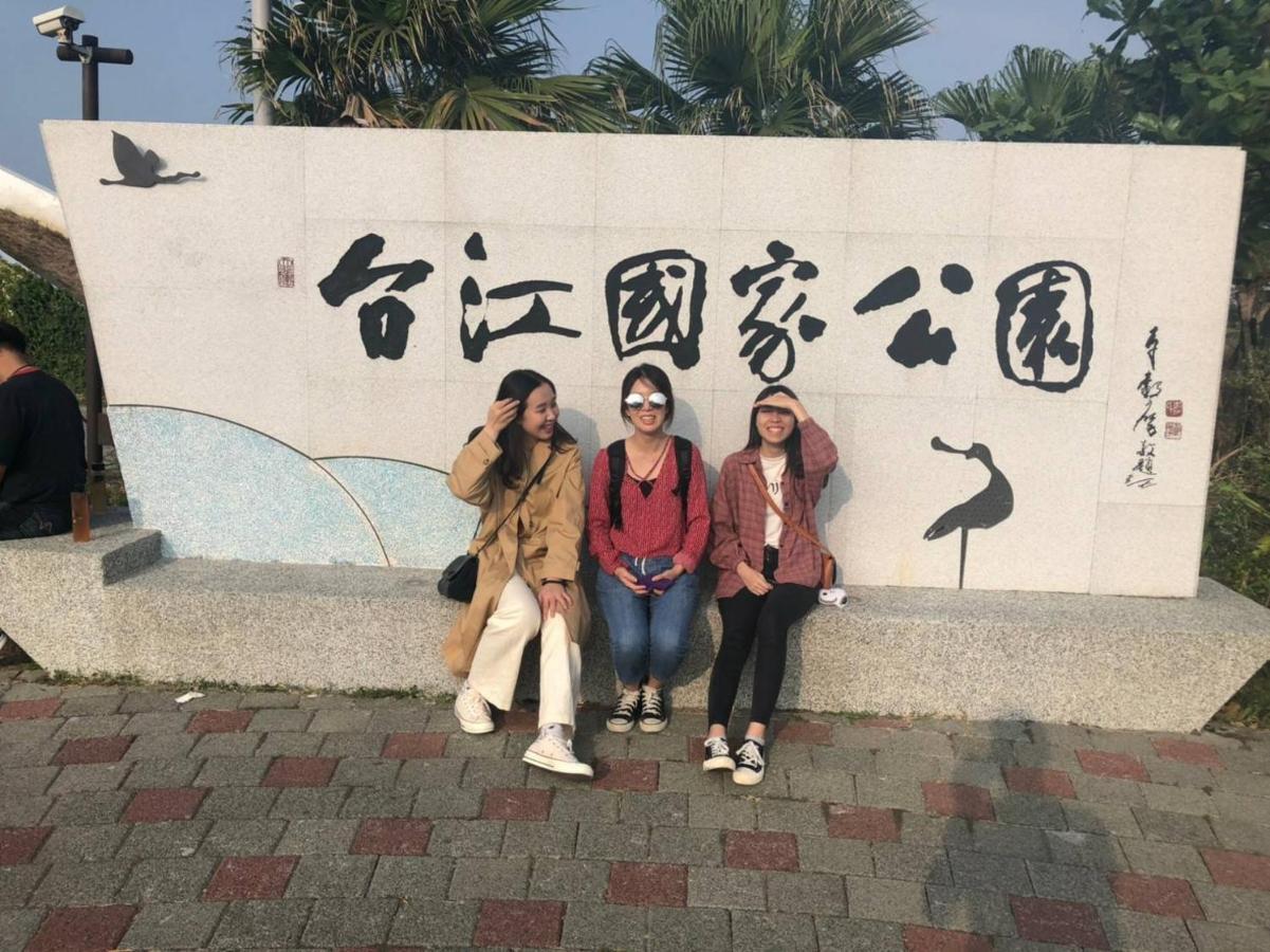 Mydeer Backpacker Hostel Tainan Exterior foto