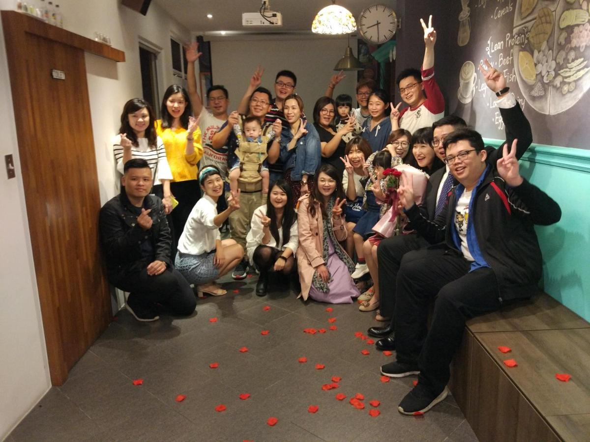 Mydeer Backpacker Hostel Tainan Exterior foto